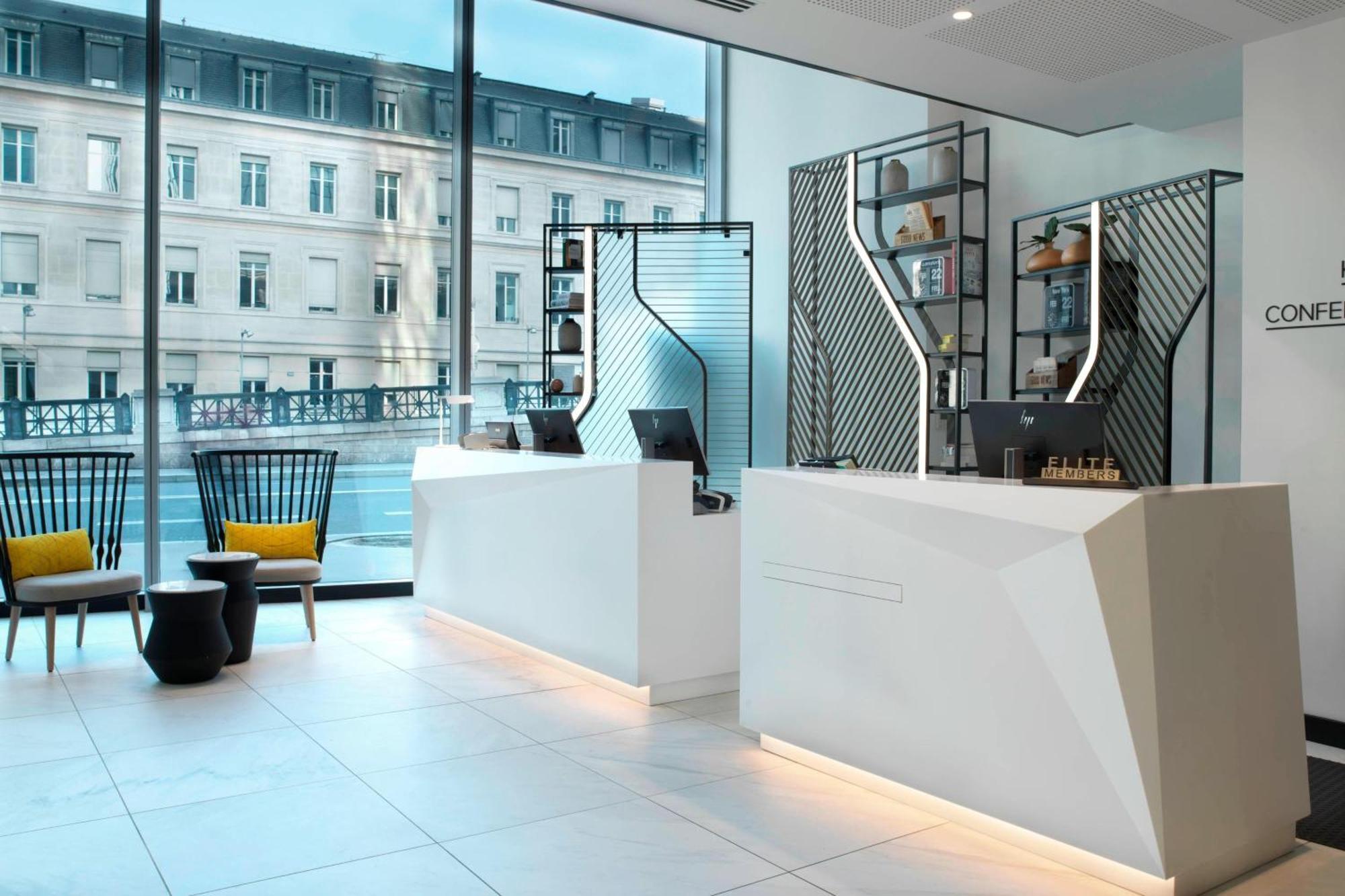 Courtyard By Marriott Gare De Lyon 4* Parijs
